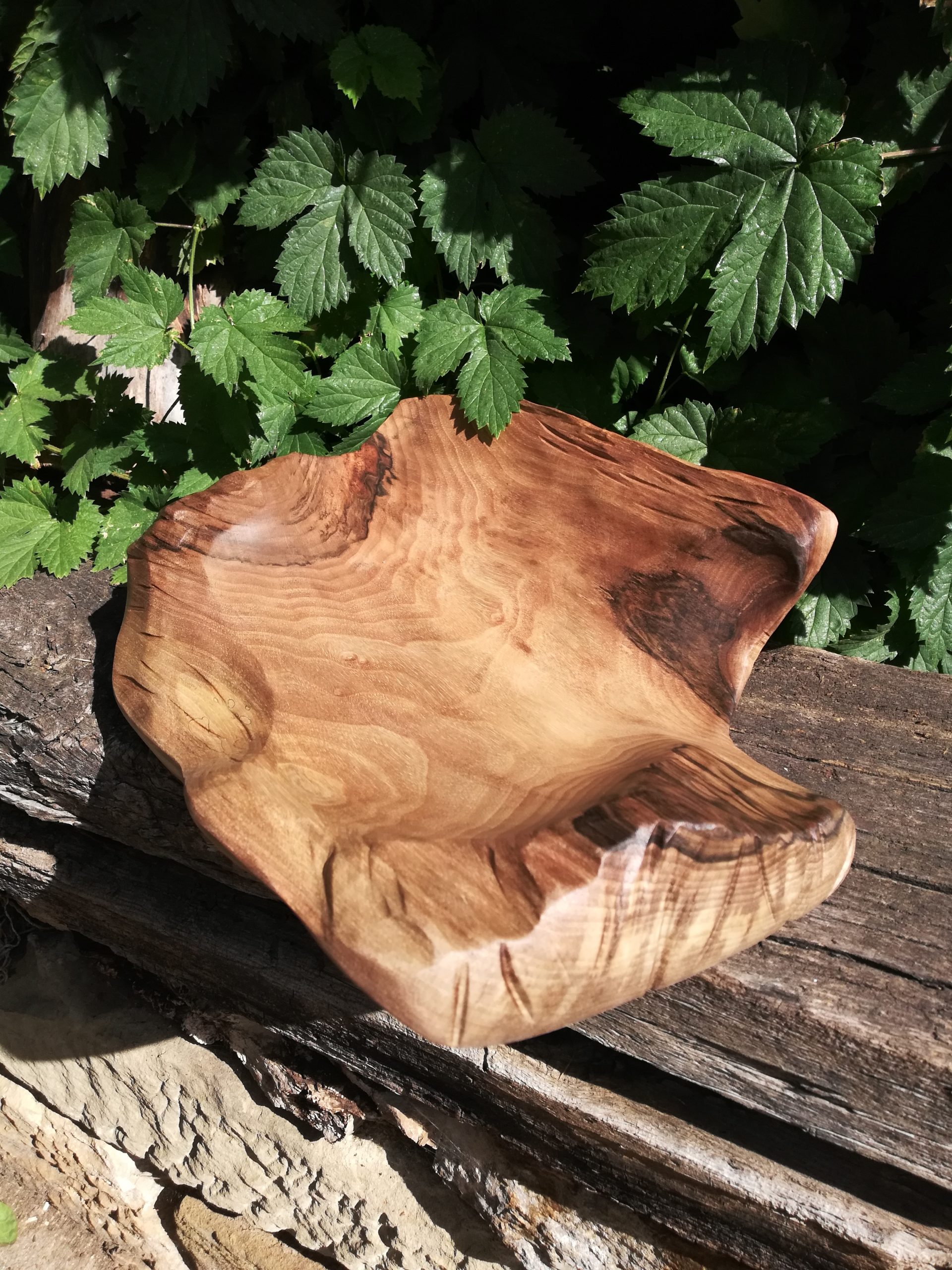 Holzschale Nußbaum „10“